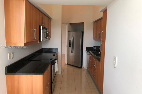 Снять в аренду кондоминиум в Санни-Айлс-Бич, Флорида 2 спальни, 165.92м2, № 2005382 - фото 11