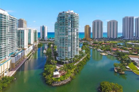 Снять в аренду кондоминиум в Санни-Айлс-Бич, Флорида 2 спальни, 165.92м2, № 2005382 - фото 5