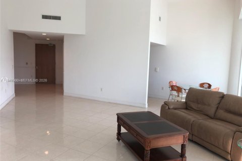 Снять в аренду кондоминиум в Санни-Айлс-Бич, Флорида 2 спальни, 165.92м2, № 2005382 - фото 9