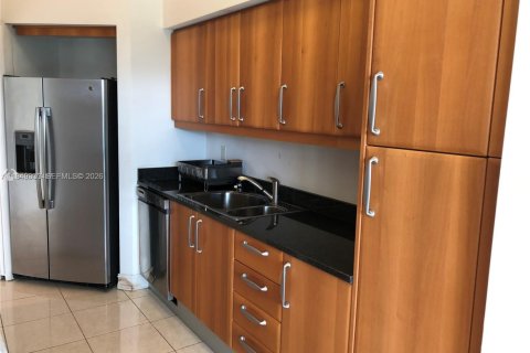 Снять в аренду кондоминиум в Санни-Айлс-Бич, Флорида 2 спальни, 165.92м2, № 2005382 - фото 12