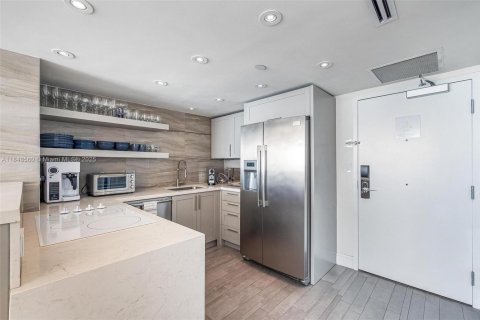 Купить кондоминиум в Майами-Бич, Флорида 2 спальни, 113.9м2, № 1962584 - фото 18