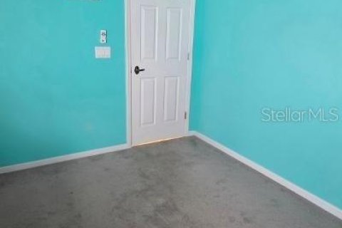 House in Palm Coast, Florida 3 bedrooms, 258.27 sq.m. № 2235957 - photo 16