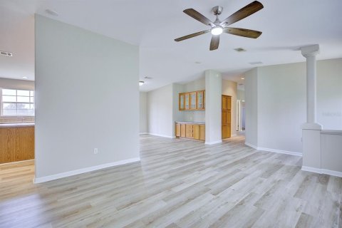 Villa ou maison à vendre à Wauchula, Floride: 4 chambres, 204.76 m2 № 2323191 - photo 5
