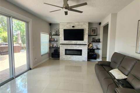 Casa en alquiler en Orlando, Florida, 4 dormitorios, 260.78 m2 № 1798593 - foto 14