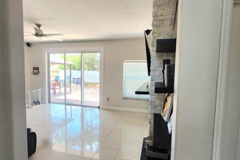 Casa en alquiler en Orlando, Florida, 4 dormitorios, 260.78 m2 № 1798593 - foto 6