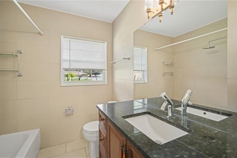 Casa en alquiler en Clearwater, Florida, 4 dormitorios, 127.46 m2 № 1900854 - foto 13