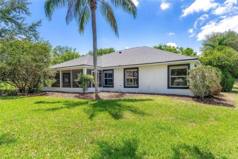 Casa en venta en Lady Lake, Florida, 3 dormitorios, 239.59 m2 № 1736385 - foto 4