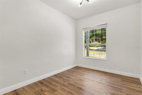 Casa en venta en Lady Lake, Florida, 3 dormitorios, 239.59 m2 № 1736385 - foto 15