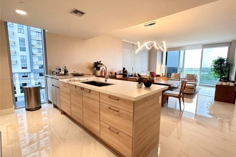 Copropriété à vendre à North Miami Beach, Floride: 3 chambres, 144.56 m2 № 2253078 - photo 4