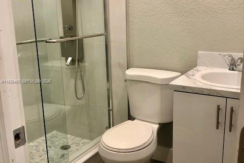 House in Miami, Florida 2 bedrooms, 188.03 sq.m. № 1996278 - photo 6