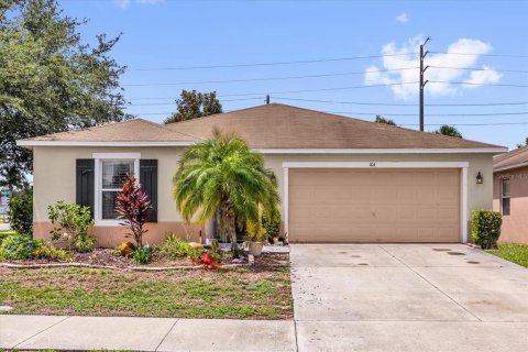 House in Davenport, Florida 3 bedrooms, 134.15 sq.m. № 2217357