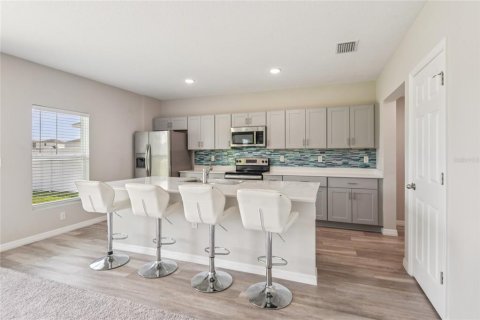 House in Riverview, Florida 5 bedrooms, 272.85 sq.m. № 1873347 - photo 15