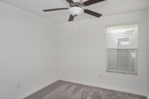 Villa ou maison à louer à Tampa, Floride: 4 chambres, 167.69 m2 № 2384481 - photo 15