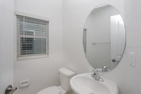 Villa ou maison à louer à Tampa, Floride: 4 chambres, 167.69 m2 № 2384481 - photo 16