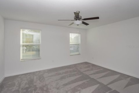 Villa ou maison à louer à Tampa, Floride: 4 chambres, 167.69 m2 № 2384481 - photo 10
