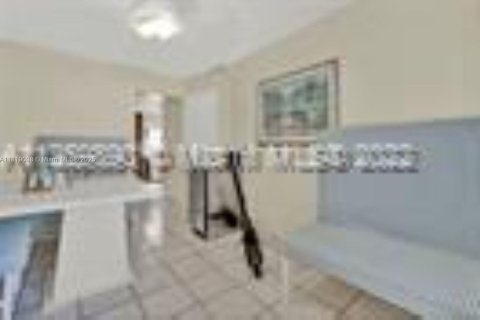 Immobilier commercial à vendre à Miami, Floride: 322.37 m2 № 2017364 - photo 25