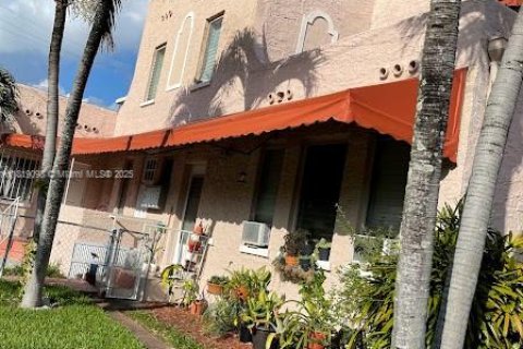 Immobilier commercial à vendre à Miami, Floride: 322.37 m2 № 2017364 - photo 3