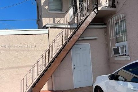 Immobilier commercial à vendre à Miami, Floride: 322.37 m2 № 2017364 - photo 5