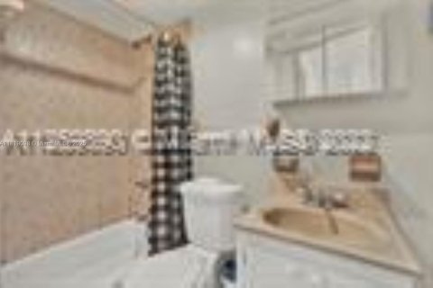 Immobilier commercial à vendre à Miami, Floride: 322.37 m2 № 2017364 - photo 28