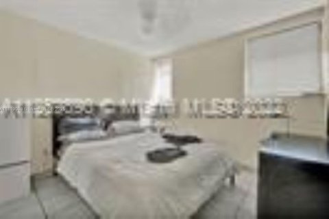 Immobilier commercial à vendre à Miami, Floride: 322.37 m2 № 2017364 - photo 27