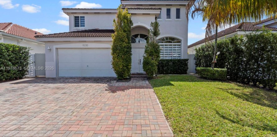 Дом в Катлер-Бей, Флорида 4 спальни, 239.78м2 № 2044490