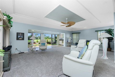 Villa ou maison à vendre à Lake Suzy, Floride: 2 chambres, 213.68 m2 № 2099116 - photo 20