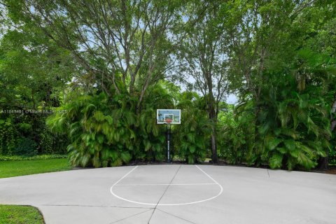 Casa en venta en Pinecrest, Florida, 6 dormitorios, 275.46 m2 № 1854722 - foto 11