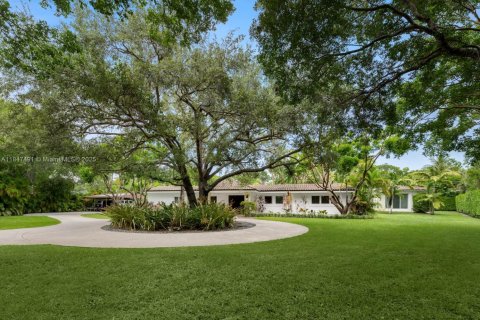 Casa en venta en Pinecrest, Florida, 6 dormitorios, 275.46 m2 № 1854722 - foto 16