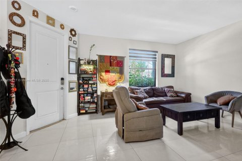 Townhouse in Homestead, Florida 3 bedrooms, 154.12 sq.m. № 1855031 - photo 5