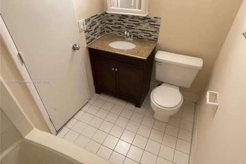 Condominio en venta en Davie, Florida, 2 dormitorios, 89.46 m2 № 1783646 - foto 21