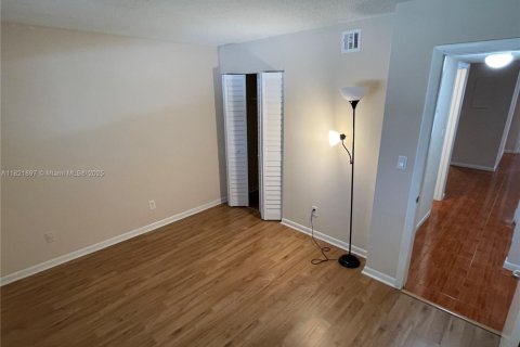 Condominio en venta en Davie, Florida, 2 dormitorios, 89.46 m2 № 1783646 - foto 23