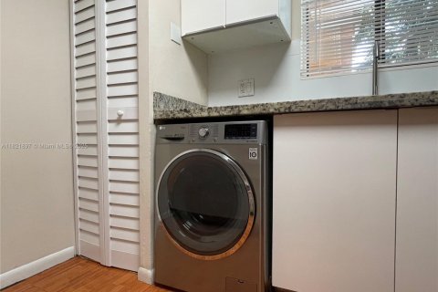 Condominio en venta en Davie, Florida, 2 dormitorios, 89.46 m2 № 1783646 - foto 8