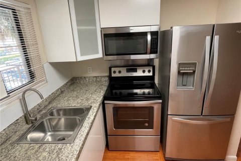 Condominio en venta en Davie, Florida, 2 dormitorios, 89.46 m2 № 1783646 - foto 9