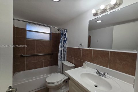 Снять в аренду кондоминиум в Норт-Майами, Флорида 68.28м2, № 2031107 - фото 7