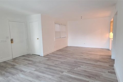 Copropriété à vendre à Gainesville, Floride: 3 chambres № 2191309 - photo 5