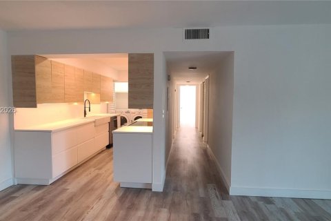 Copropriété à vendre à Gainesville, Floride: 3 chambres № 2191309 - photo 2