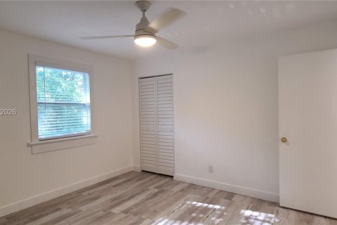 Copropriété à vendre à Gainesville, Floride: 3 chambres № 2191309 - photo 11