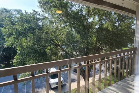 Copropriété à vendre à Gainesville, Floride: 3 chambres № 2191309 - photo 17