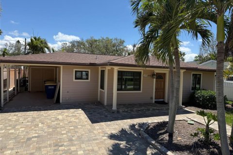 Casa en venta en Clearwater, Florida, 3 dormitorios, 176.51 m2 № 1719786 - foto 15