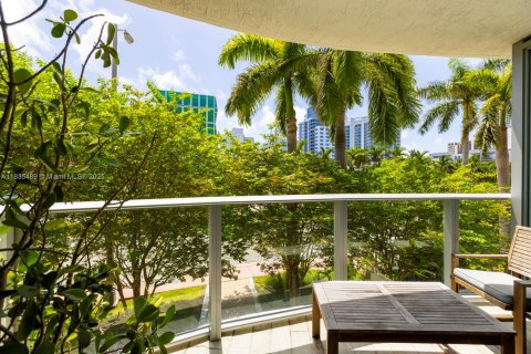 Condo in Miami Beach, Florida, 2 bedrooms  № 1819740 - photo 9
