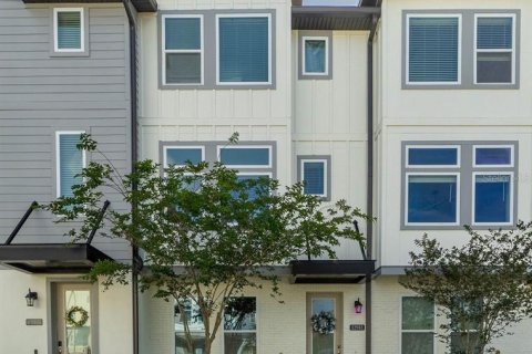 Townhouse in Orlando, Florida 3 bedrooms, 185.62 sq.m. № 2351860