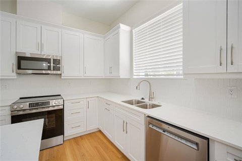 Adosado en alquiler en Tampa, Florida, 3 dormitorios, 161.65 m2 № 1917478 - foto 15