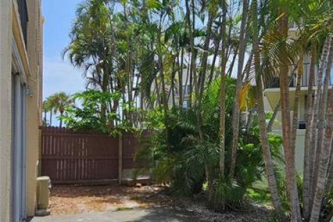 Copropriété à louer à Saint Pete Beach, Floride: 2 chambres, 97.55 m2 № 2304767 - photo 19