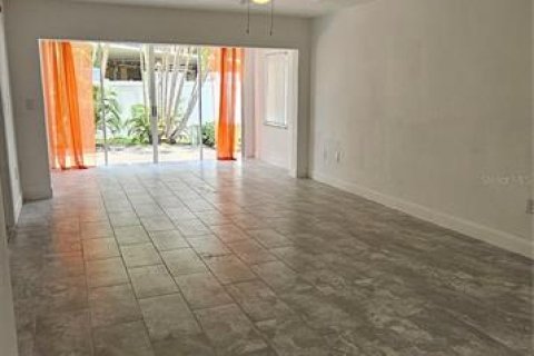 Copropriété à louer à Saint Pete Beach, Floride: 2 chambres, 97.55 m2 № 2304767 - photo 7