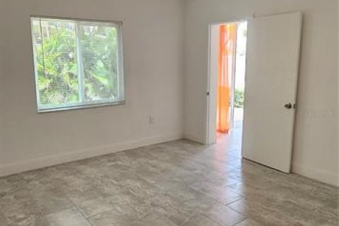 Copropriété à louer à Saint Pete Beach, Floride: 2 chambres, 97.55 m2 № 2304767 - photo 10