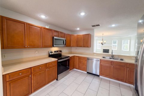 House in Orlando, Florida 3 bedrooms, 198.9 sq.m. № 2393863 - photo 27