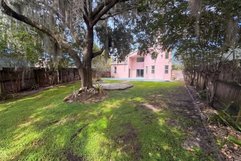 House in Orlando, Florida 3 bedrooms, 198.9 sq.m. № 2393863 - photo 10