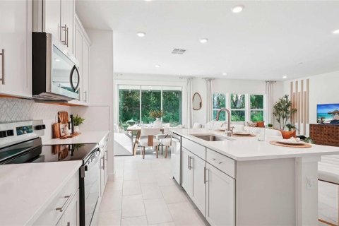 Casa en venta en Weeki Wachee, Florida, 4 dormitorios, 307.79 m2 № 2204790 - foto 10