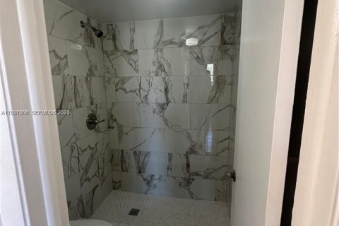 Снять в аренду кондоминиум в Хомстед, Флорида 3 спальни, 111.02м2, № 1990001 - фото 5