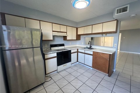 Снять в аренду кондоминиум в Хомстед, Флорида 3 спальни, 111.02м2, № 1990001 - фото 6